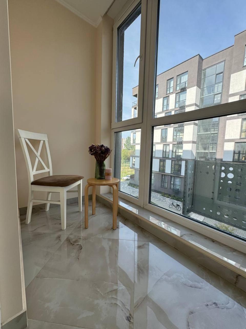 Avalon Time Apartment Lviv Luaran gambar
